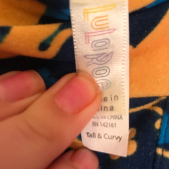 LuLaRoe TC Tall & Curvy blue and yellow leggings - Picture 3 of 3